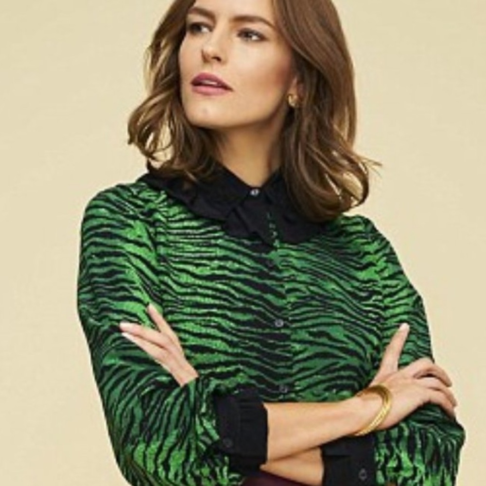Kenzie for H&M Green and Black Zebra Print blouse